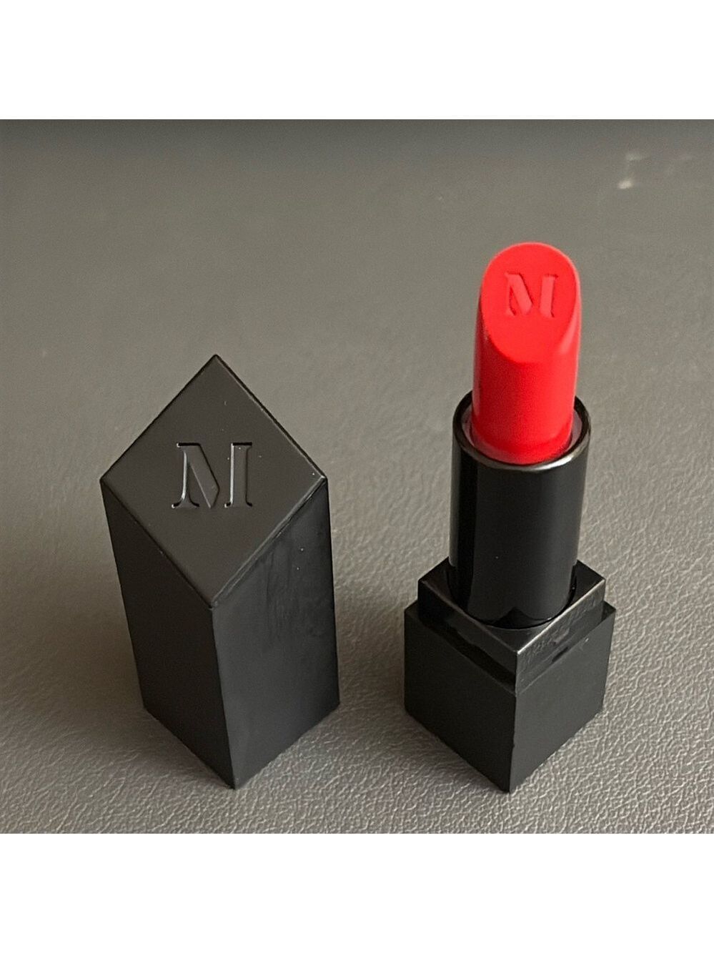 Morphe Cream Lipstick in Hotshot NEW
